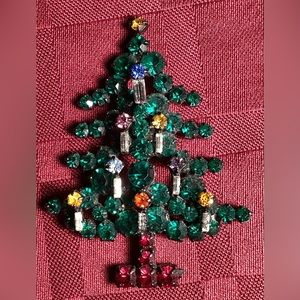 Vintage Weiss, geometric stones, Christmas tree, brooch
